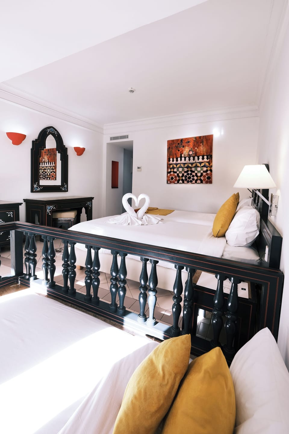 Premium bedding, minibar, desk, blackout drapes