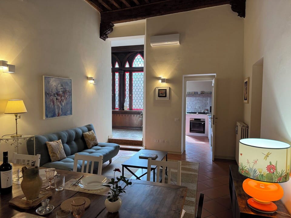 Furniture, Interior Design, Wall, Flooring, Wood, Floor, Ceiling, Living Room, Lighting, Room
