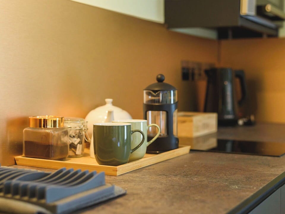 Tableware, Countertop, Serveware, Kitchen, Kitchen Appliance, Cabinetry, Wood Stain, Small Appliance