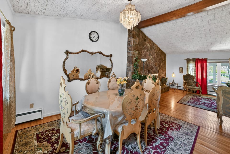House, 3 Bedrooms | Dining