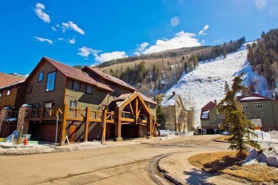 Condo, 2 Bedrooms | Exterior