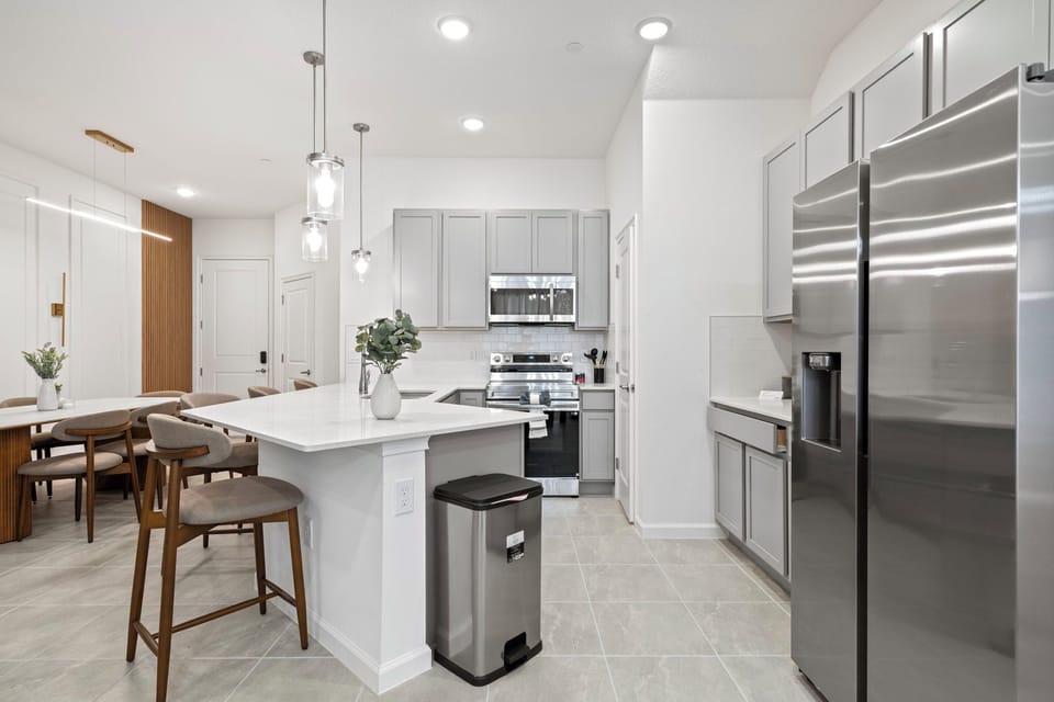 Fully-equipped kitchen