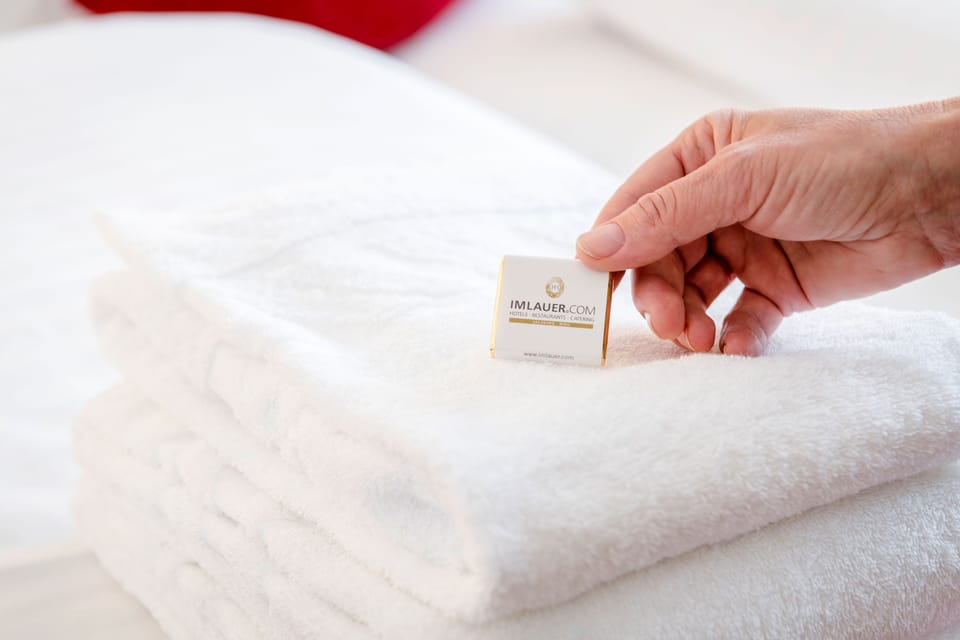 Egyptian cotton sheets, premium bedding, minibar, in-room safe