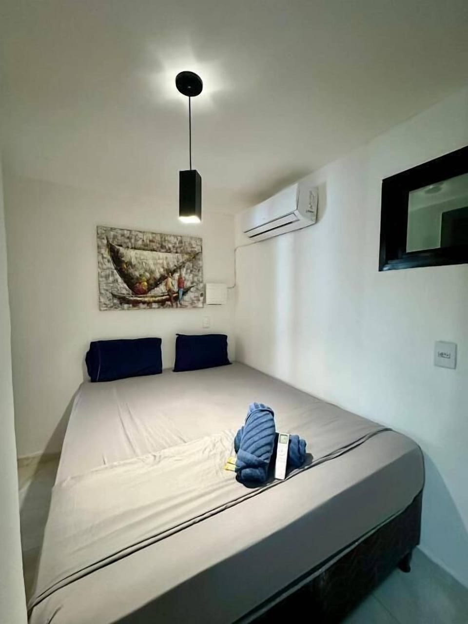 Deluxe Apartment, Partial Ocean View | Blackout drapes, iron/ironing board, free WiFi
