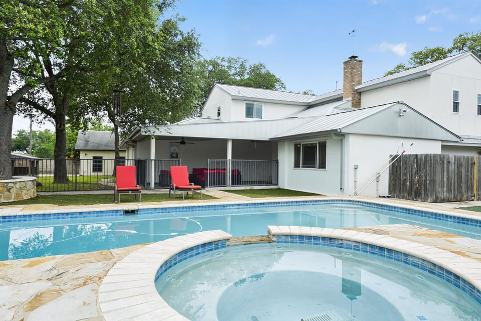 Chair, Furniture, Pool, Water, Backyard