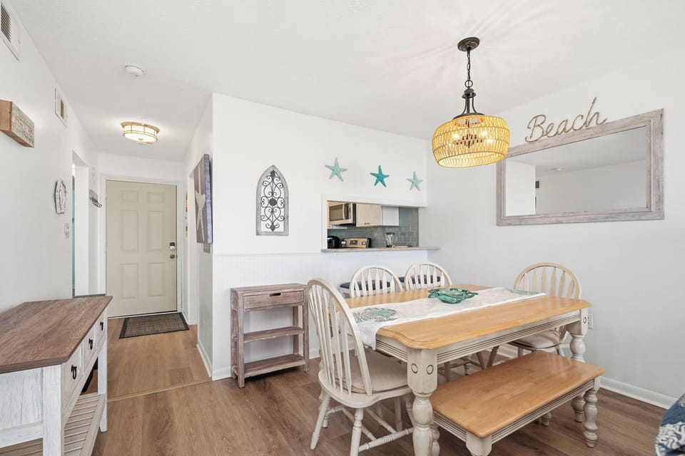 Dining Area - East