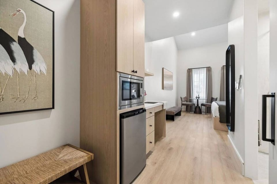 Kitchenette with Nespresso Coffee Machine and Mini Fridge - No Stove