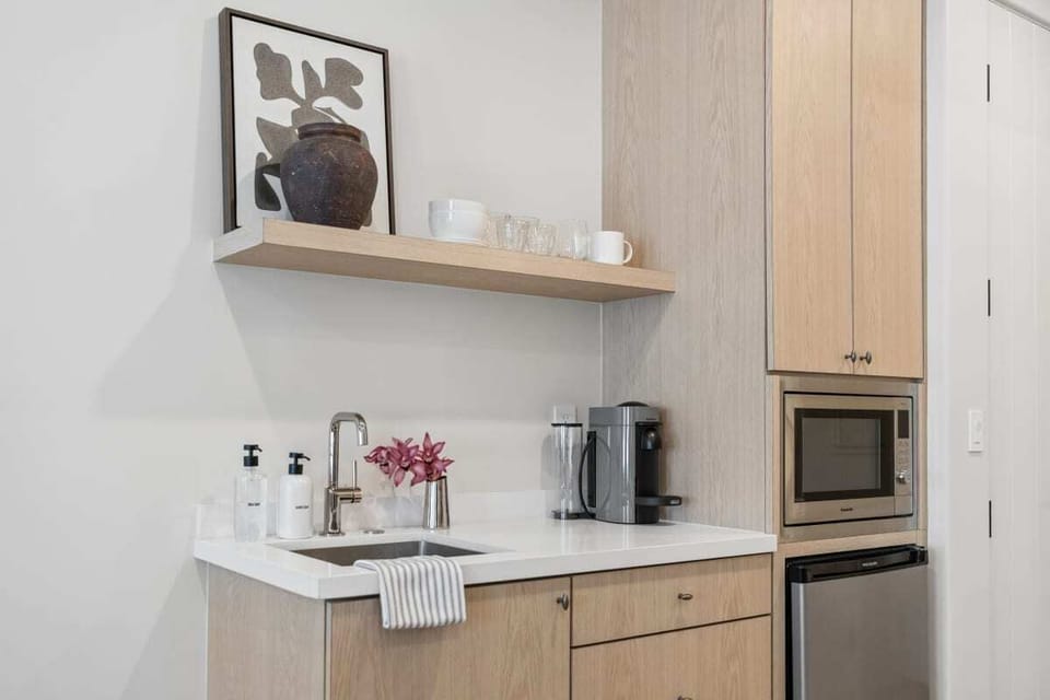Kitchenette with Nespresso Coffee Machine and Mini Fridge - No Stove