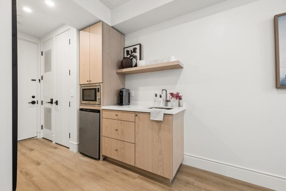 Kitchenette with Nespresso Coffee Machine and Mini Fridge - No Stove