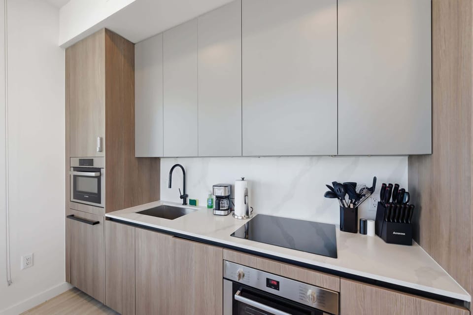 Prepare meals with an inspiring coastal view.