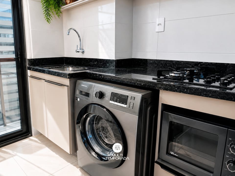 Apartment, Pool Access | Private kitchen | Fridge, microwave, oven, stovetop