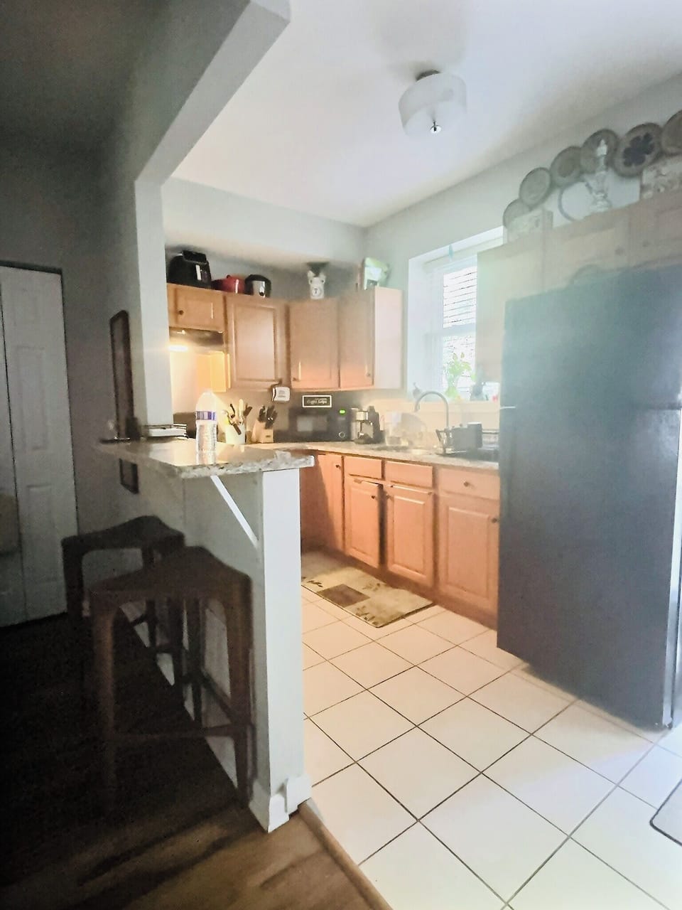 Full kitchen - gas stove, oven, microwave,  espresso/coffee maker, etc.