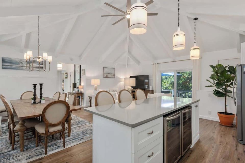 Ample space for dining

