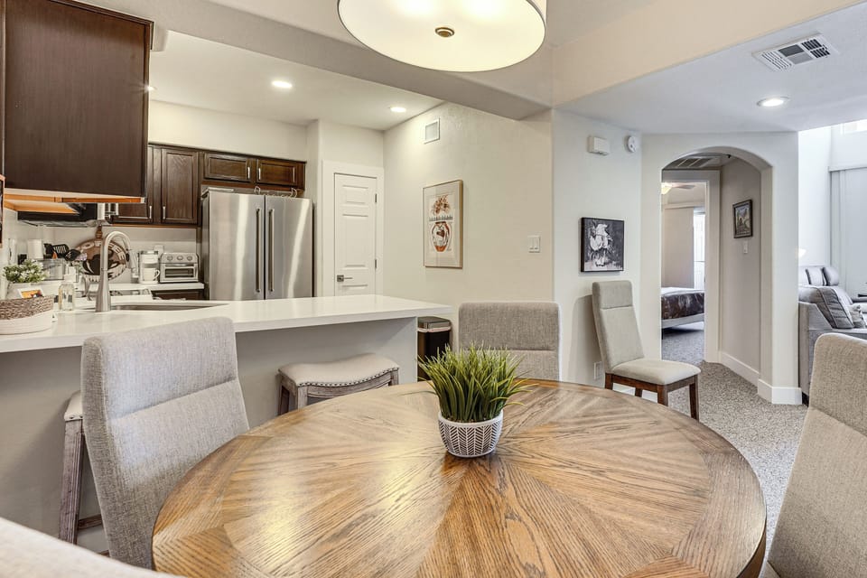 Dining Area | 1st Floor