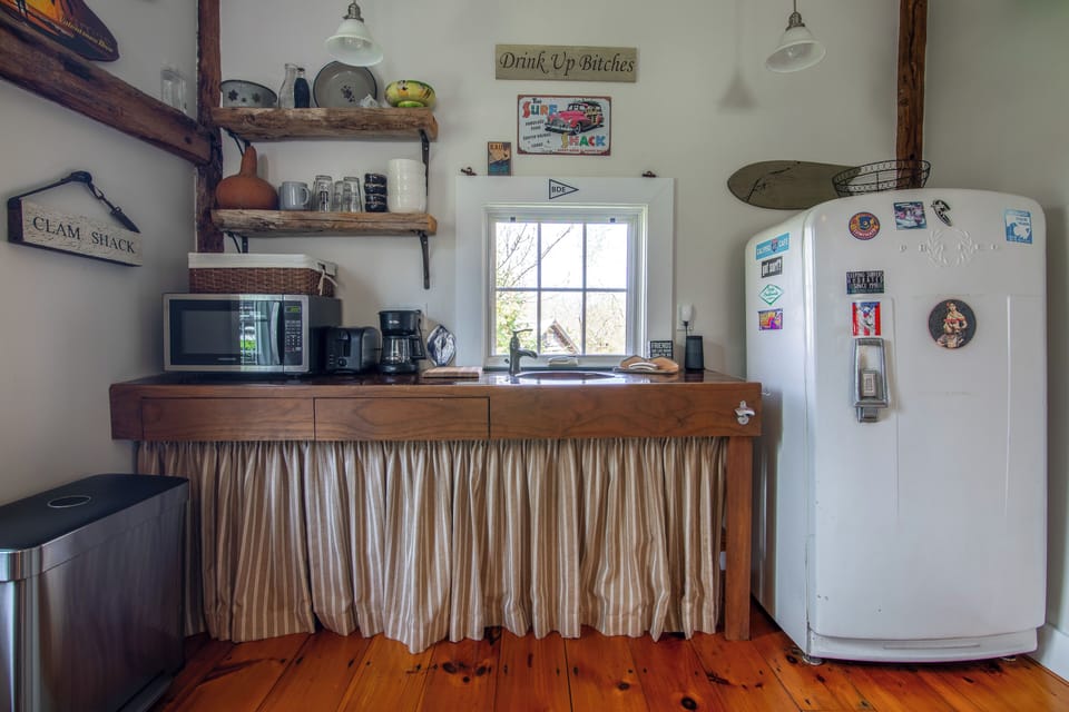 Kitchenette | 1st Floor