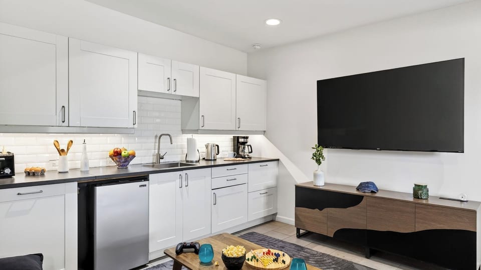 Apartment (1 Bedroom) | Interior