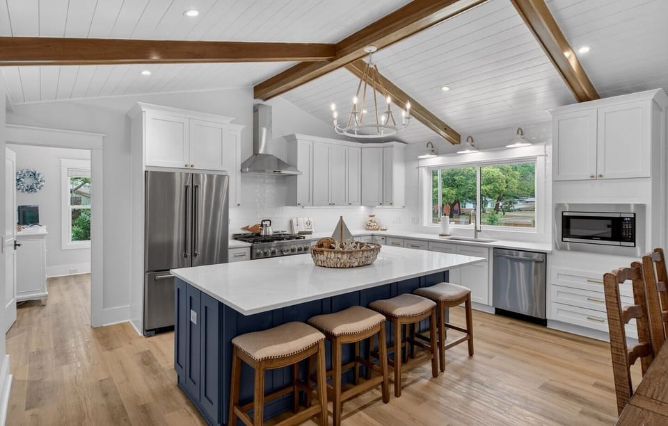 House (2404 Waterway) | Private kitchen