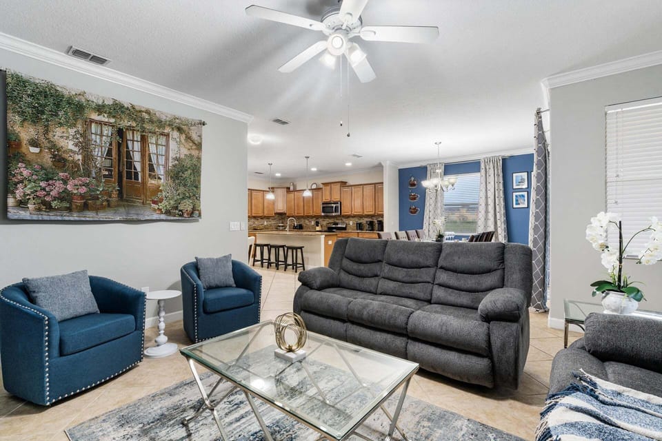 Living / Kitchen