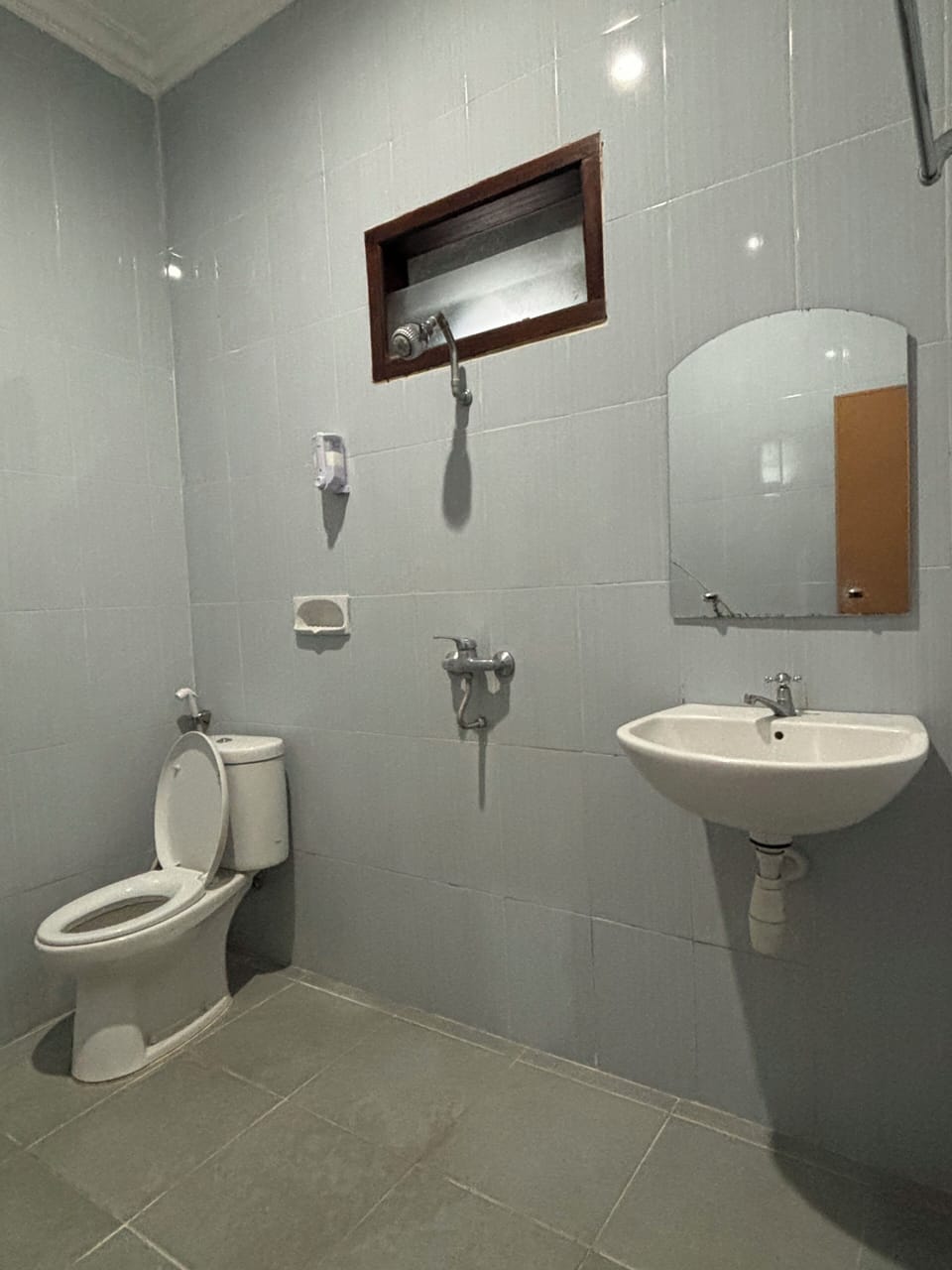 Shower, towels, soap