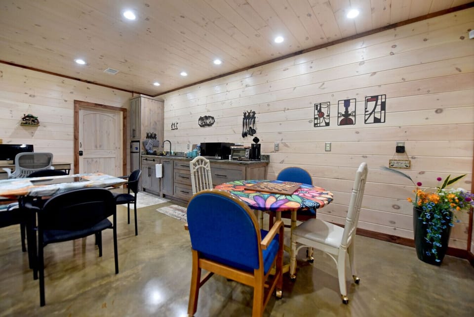 The Deerpath- 4br/3ba -ADA Compliant- Lower Living Area