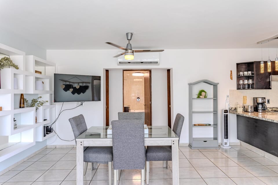 Condo - Image 6