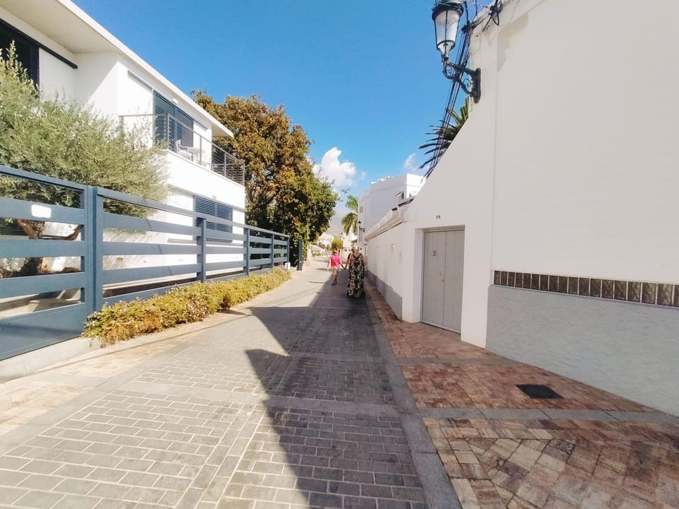 House | 1 bedroom