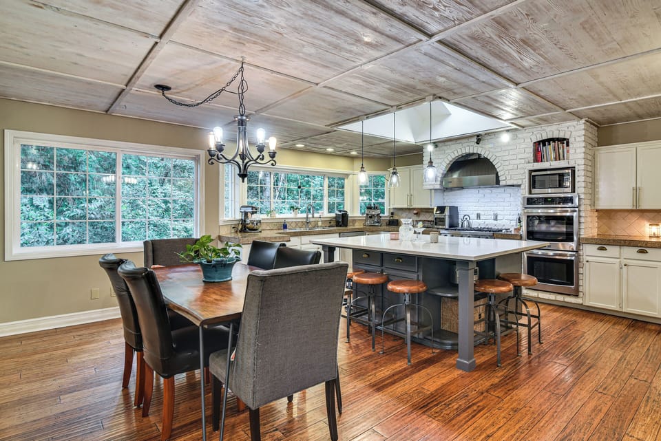 Kitchen | 1st Floor