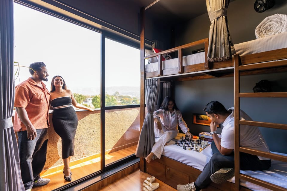 4 Bed Female Dorm | In-room safe, laptop workspace, iron/ironing board, free WiFi