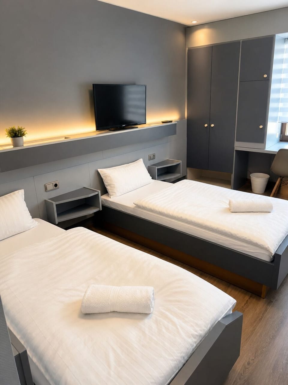 Economy Double or Twin Room | Desk, free WiFi