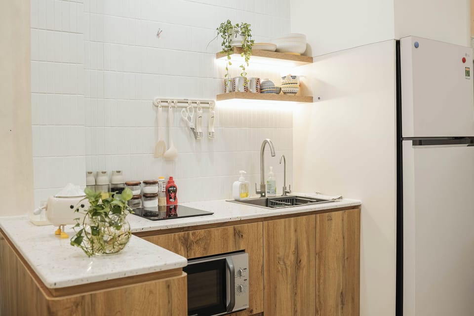 Shared fridge, microwave