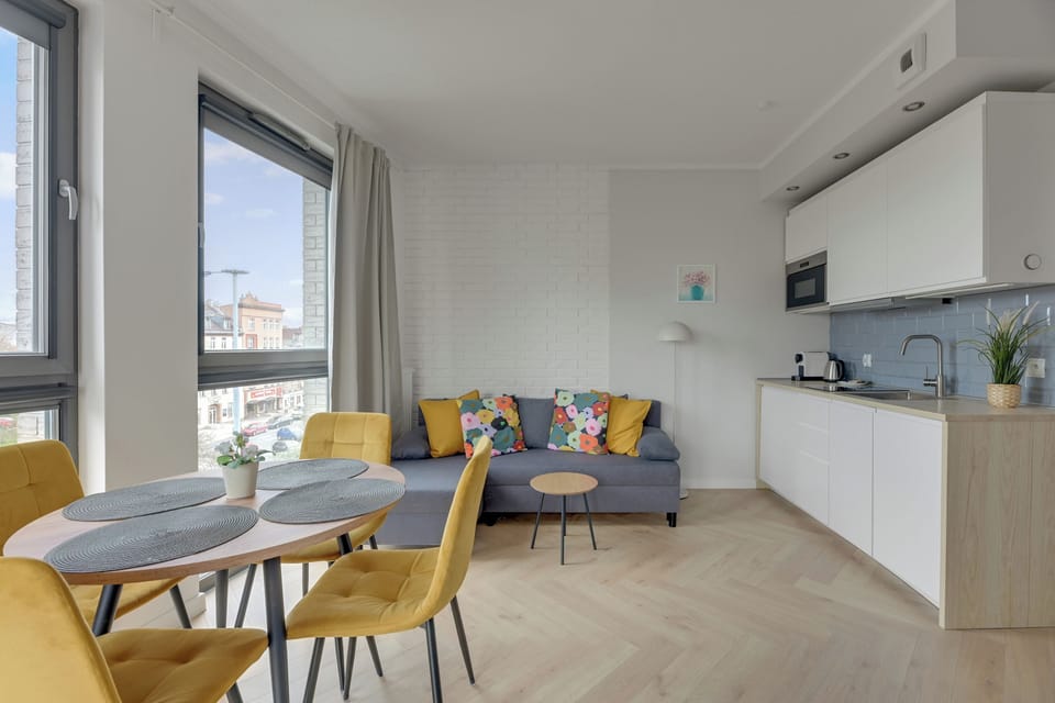 Studio Suite, Balcony | Private kitchenette