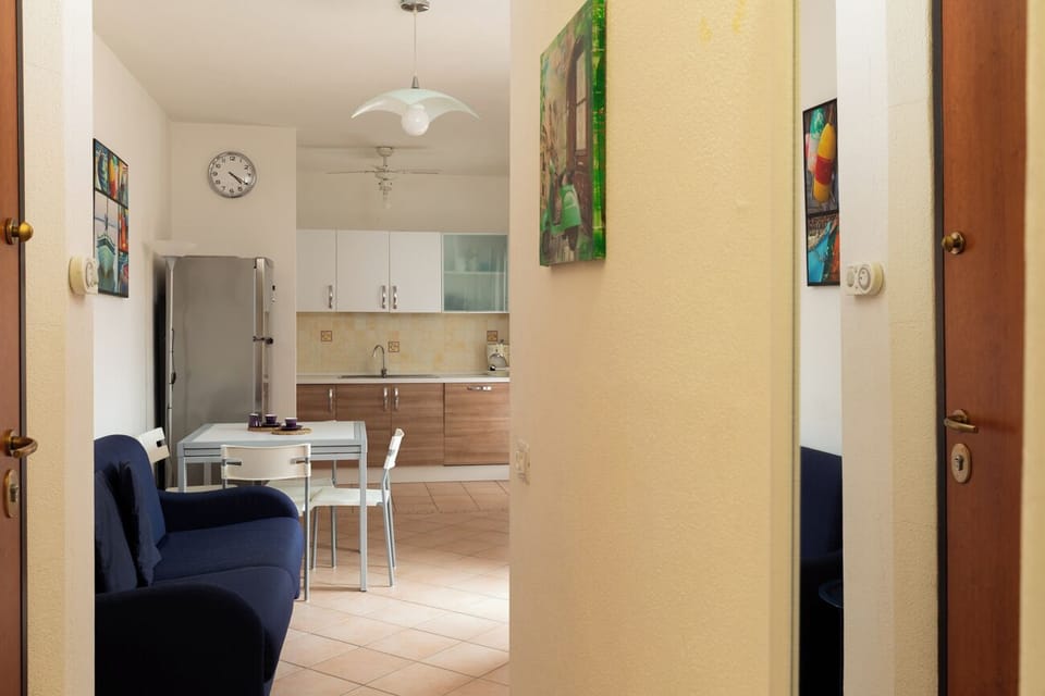 Apartment, 1 Bedroom, Balcony | Interior