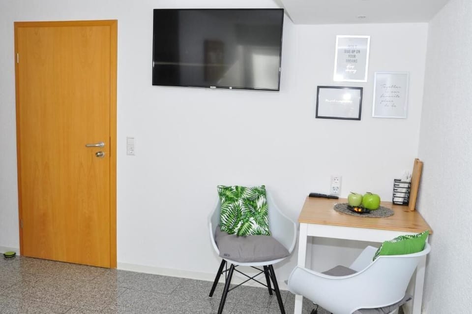 Single Room, Non Smoking | Interior