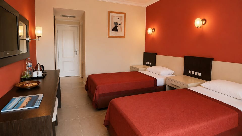 Standard Double Room, Balcony, Sea View | Egyptian cotton sheets, premium bedding, minibar, desk