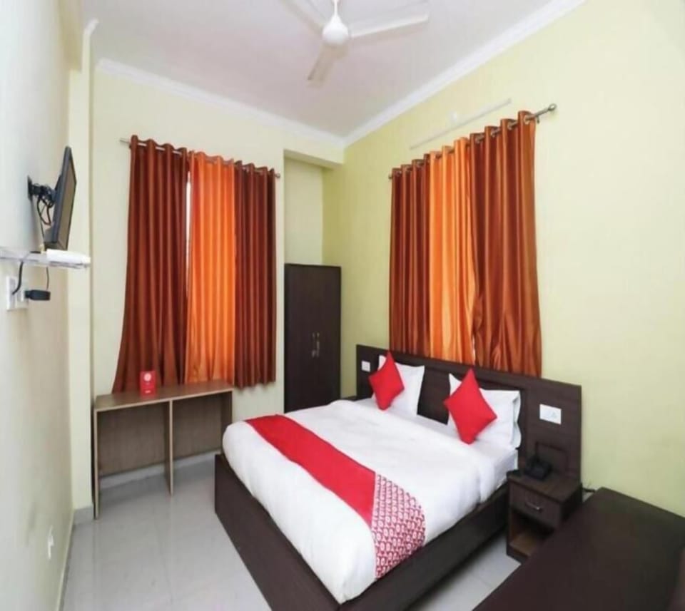 Double Room | Free WiFi