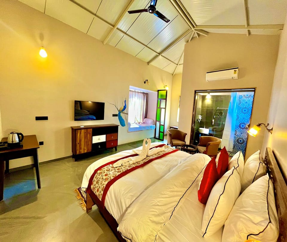Royal Double Room | Free WiFi