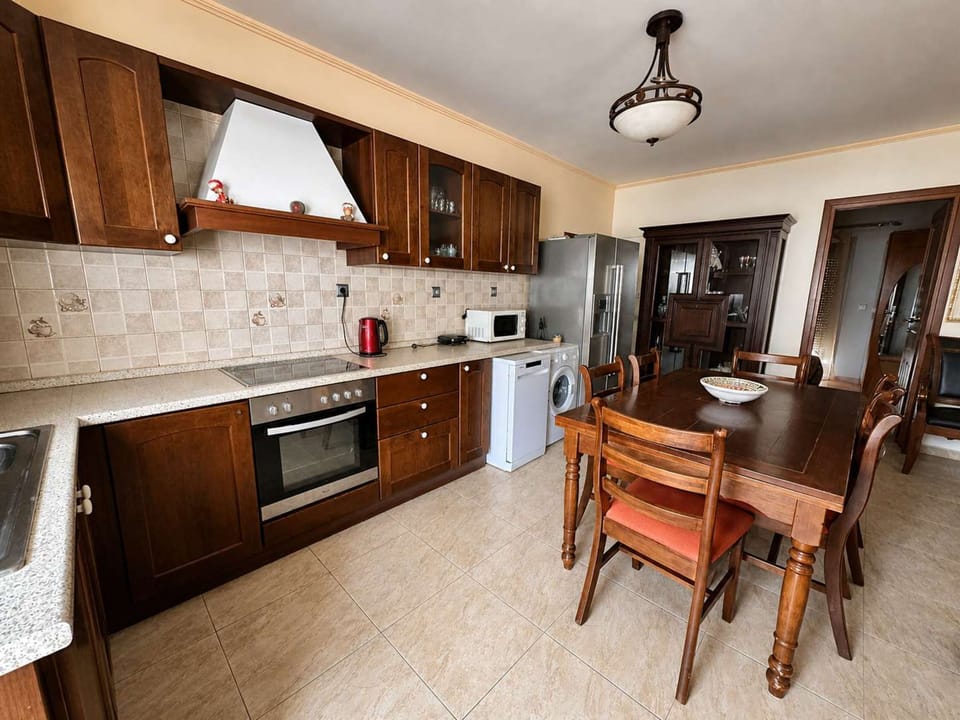 House | 3 bedrooms, Internet