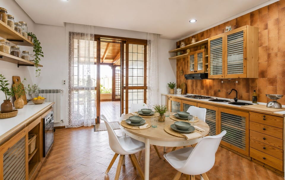 Autumn, Kitchen, Spring, Summer