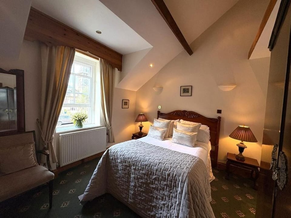 Standard Double Room | Free WiFi