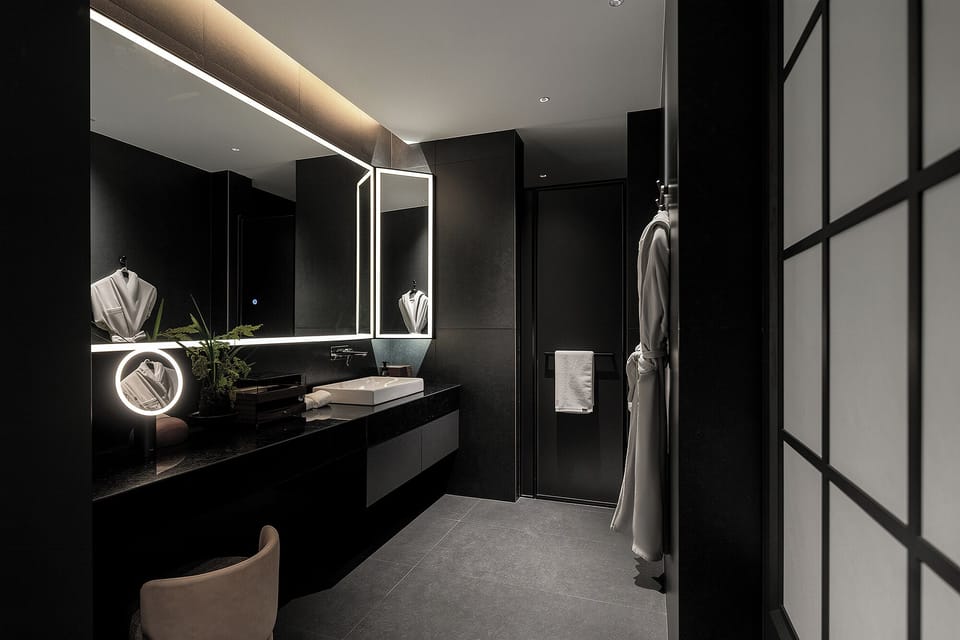 Separate tub and shower, free toiletries, hair dryer, towels