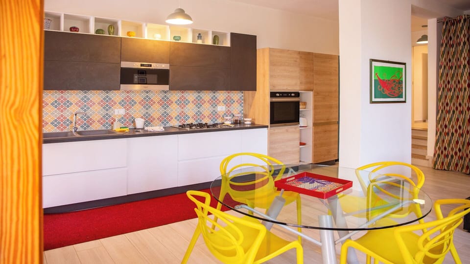 Apartment | Dining