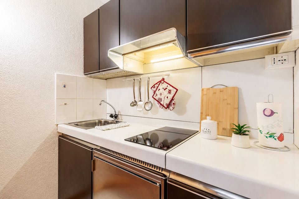 Apartment, 1 Bedroom, Mountainside | Private kitchen | Espresso maker, coffee/tea maker, electric kettle