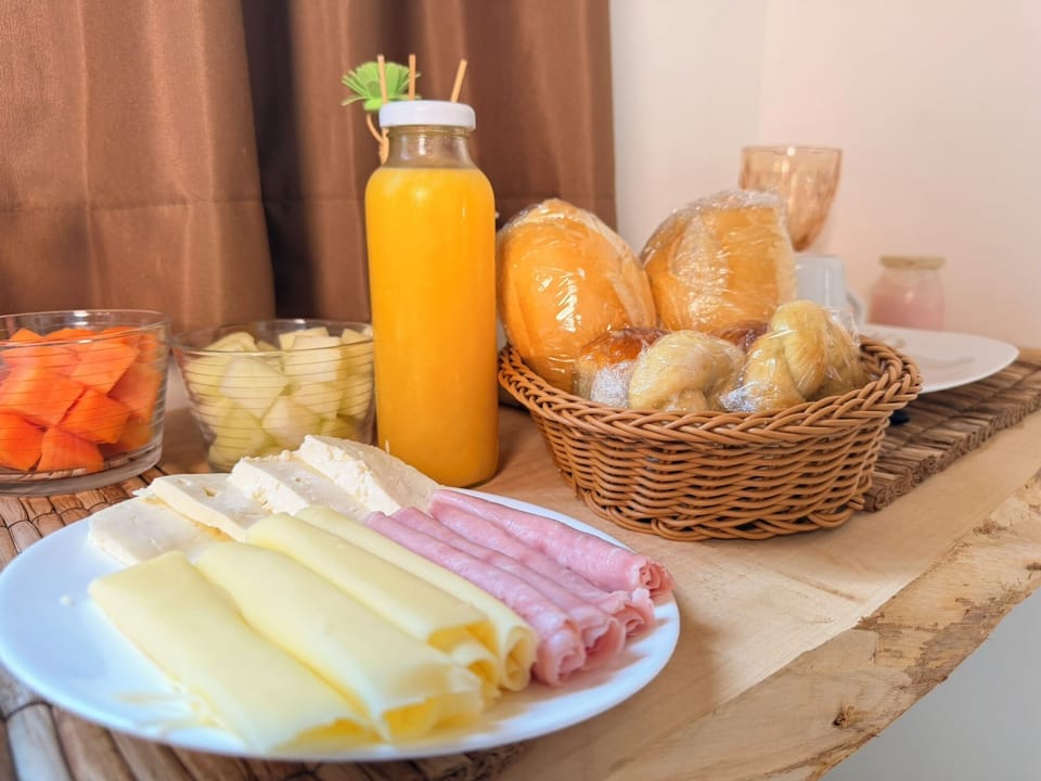 Breakfast meal