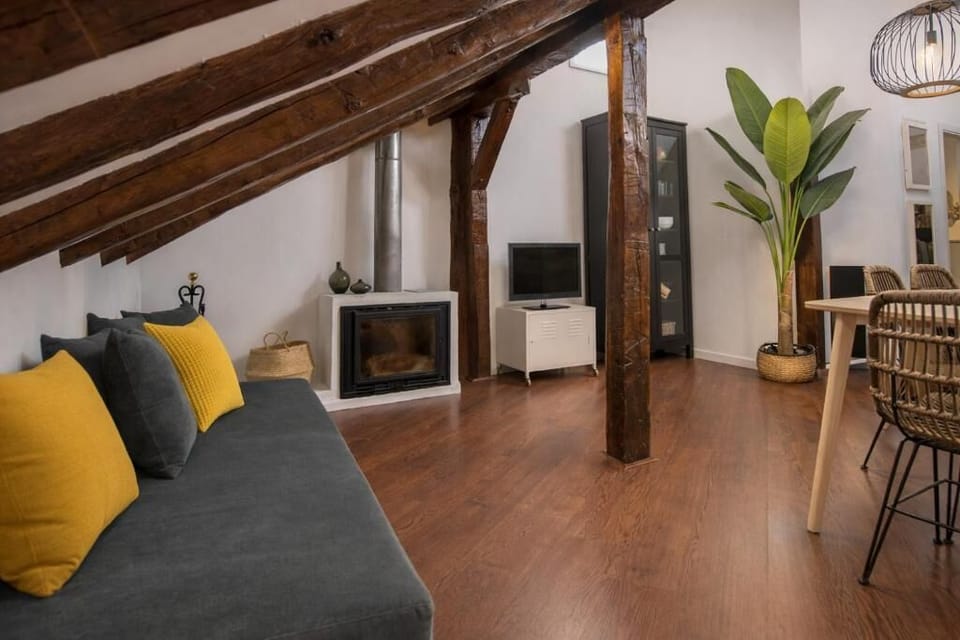 Junior Apartment | Living area