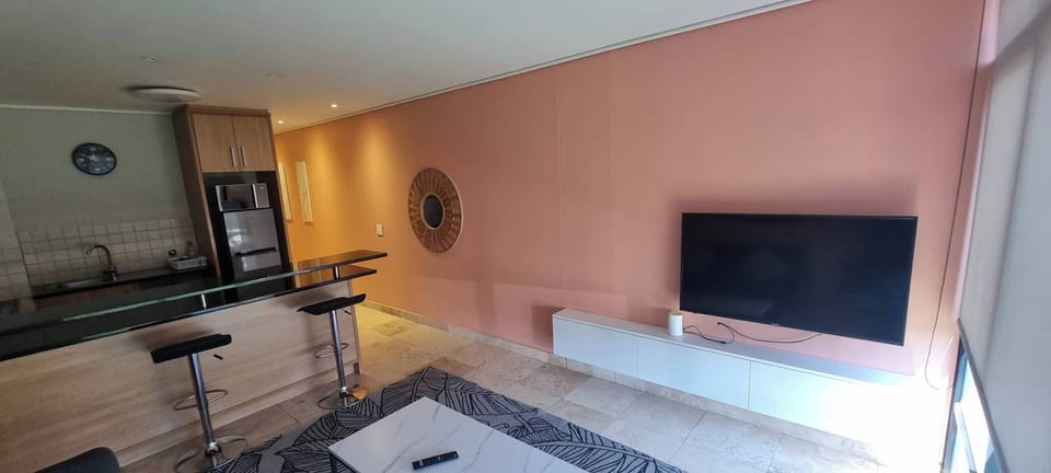 Apartment, 1 Bedroom, Accessible, Balcony | Interior