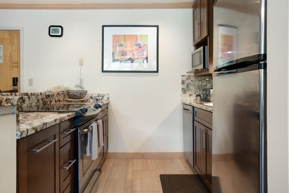 Fully equipped kitchen