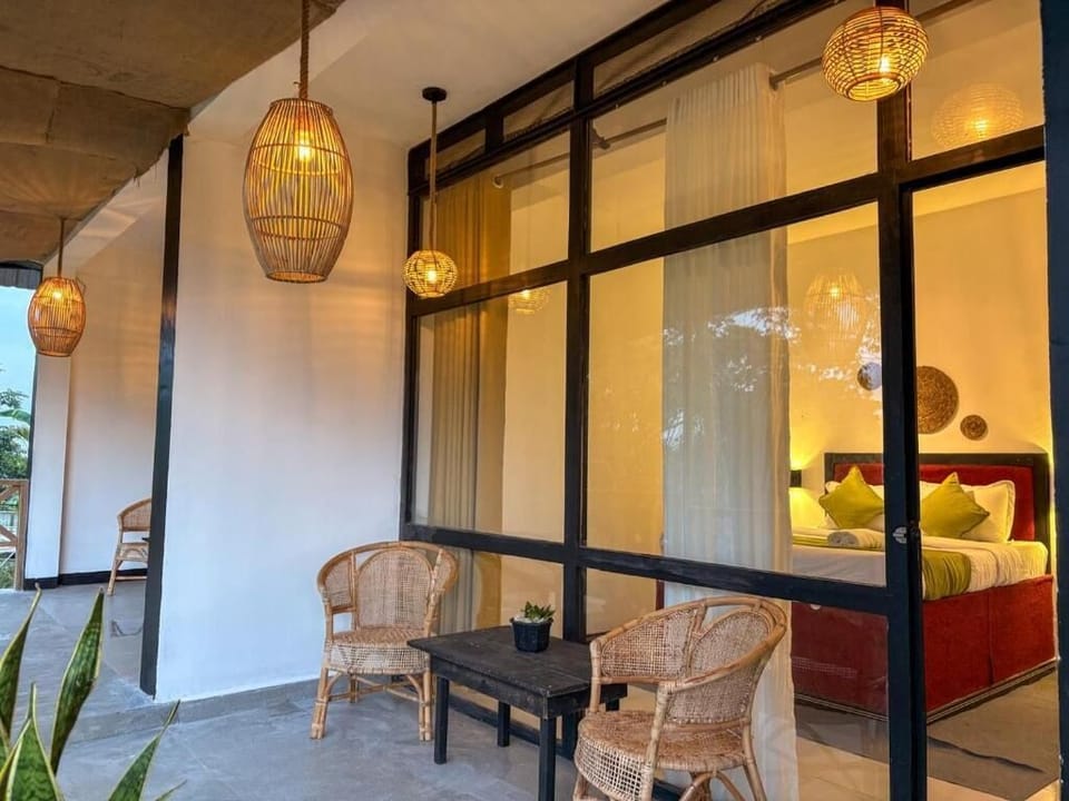 Deluxe Double Room, Balcony, Mountain View | Interior
