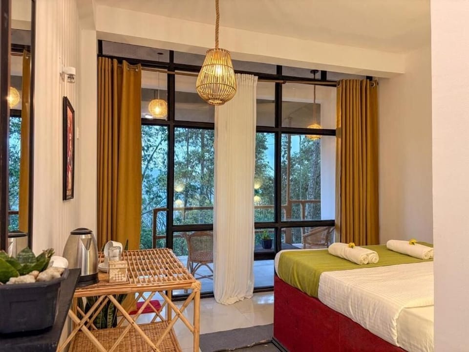 Deluxe Double Room, Balcony, Mountain View | Laptop workspace, free WiFi