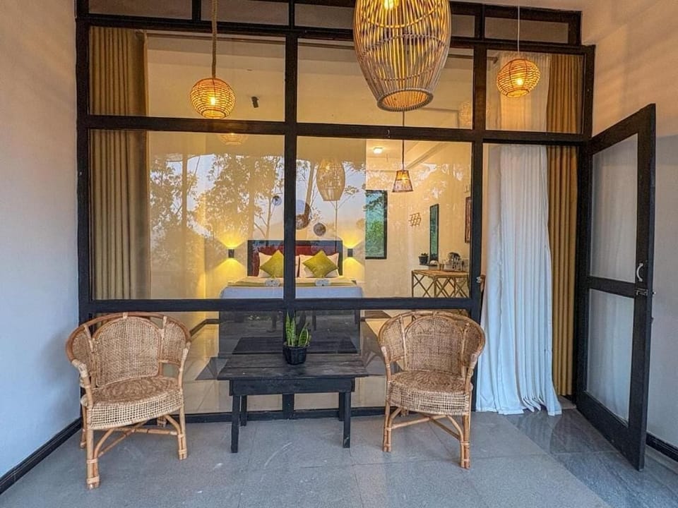 Deluxe Double Room, Balcony, Mountain View | Interior