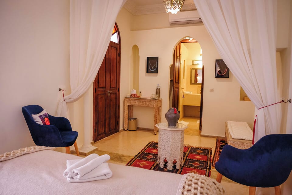 Deluxe Double Room | In-room safe, free WiFi